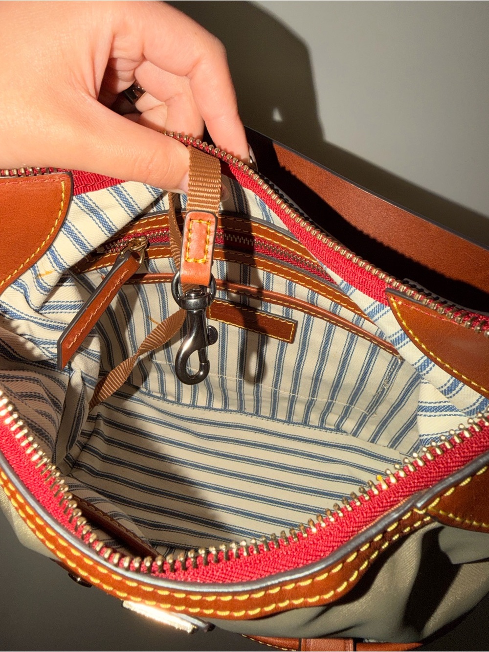 Dooney & Bourke Tan and Brown Shoulder Bag - Picture 5 of 6